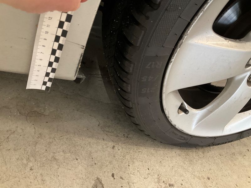 Toyota Prius 1.8 Life 2010 – снимка 37