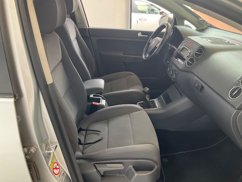 Volkswagen Golf V Plus 1.9 TDI Comfortline — zdjęcie 3