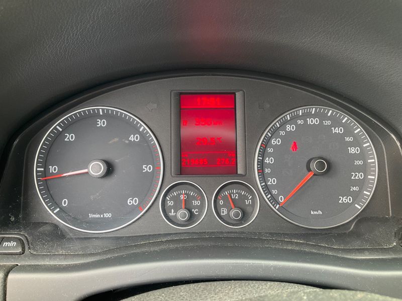Volkswagen Golf V Plus 1.9 TDI Comfortline — zdjęcie 4