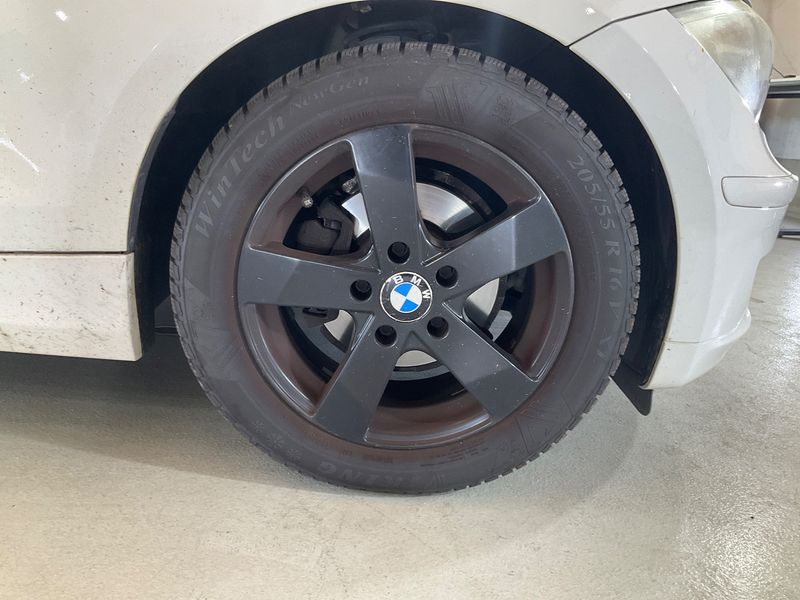 BMW 1er 116d 2011 – снимка 11