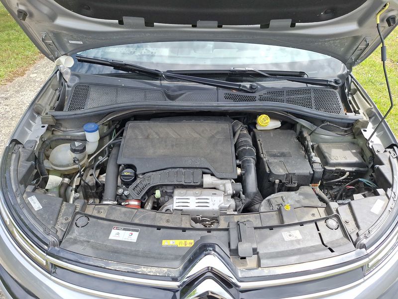 Citroen C4 Cactus 1.2 e-THP Shine — zdjęcie 8