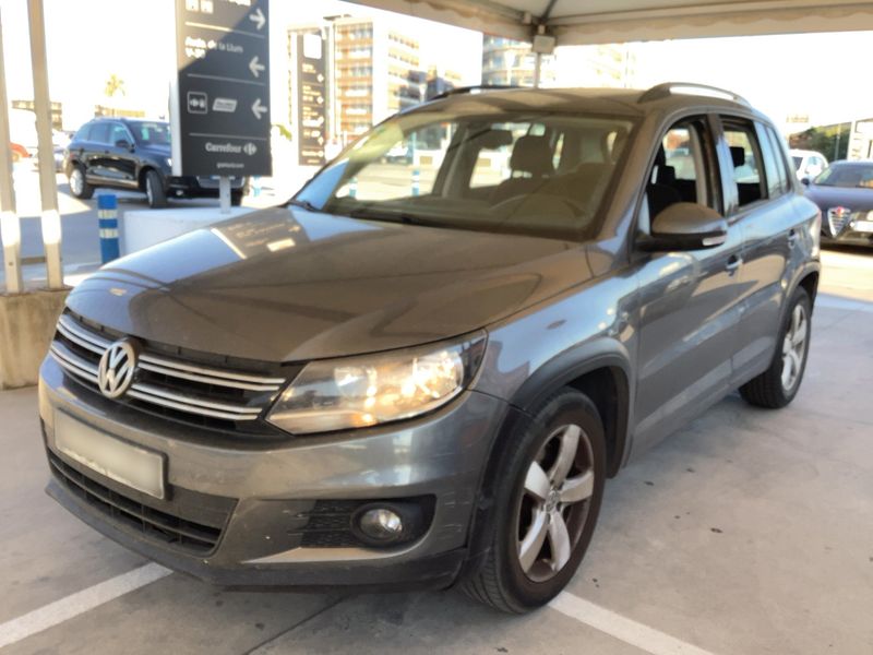 Volkswagen Tiguan 2.0 TDI Advance BlueMotion Tech 2015 – снимка 1