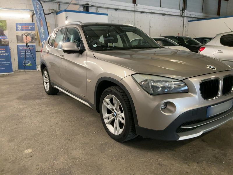 BMW X1 sDrive 18i Confort — zdjęcie 8