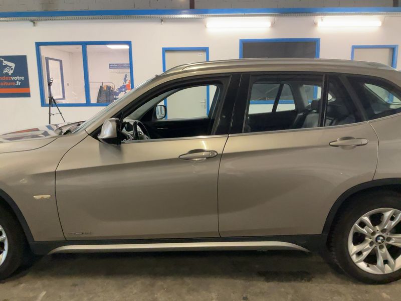 BMW X1 sDrive 18i Confort — zdjęcie 4