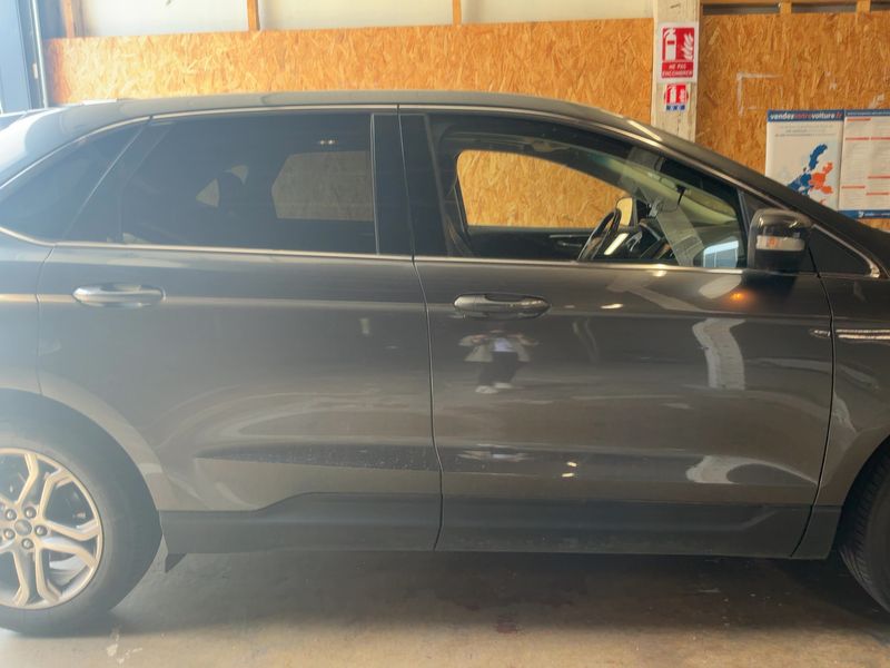 Ford Edge 2.0 TDCi Titanium 4x4 — zdjęcie 7