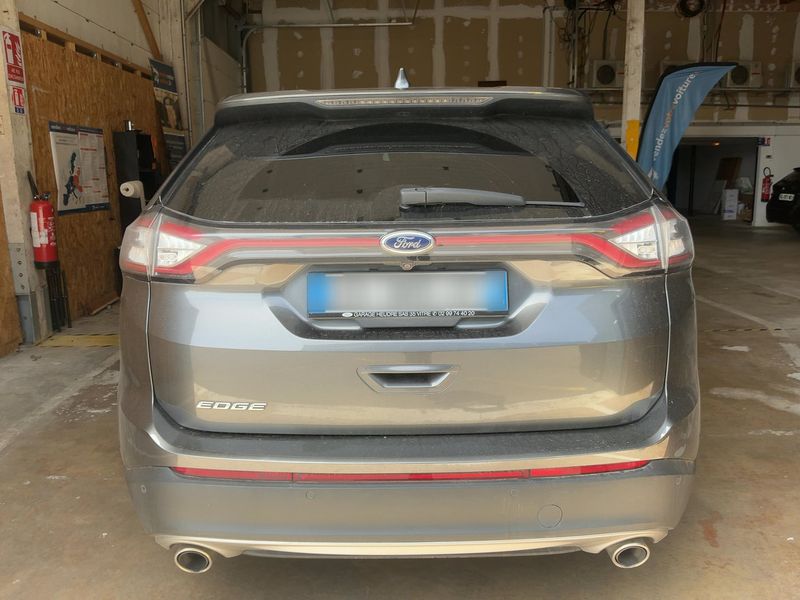 Ford Edge 2.0 TDCi Titanium 4x4 — zdjęcie 5