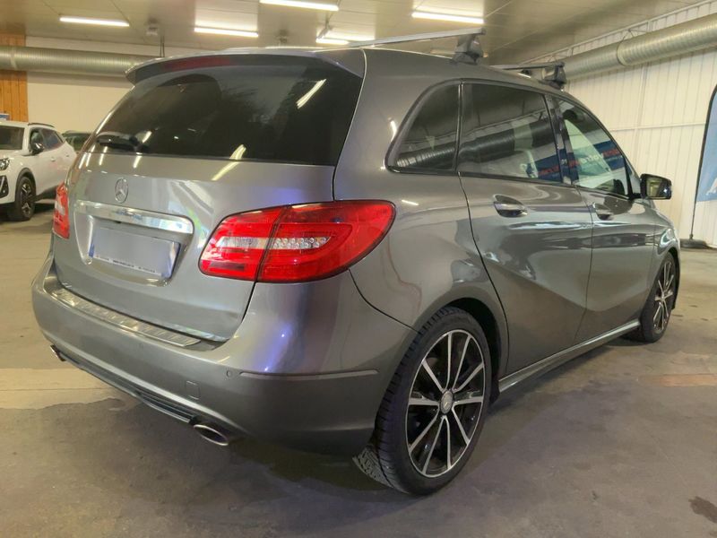 Mercedes-Benz B-Klasse B 180 CDI — zdjęcie 6