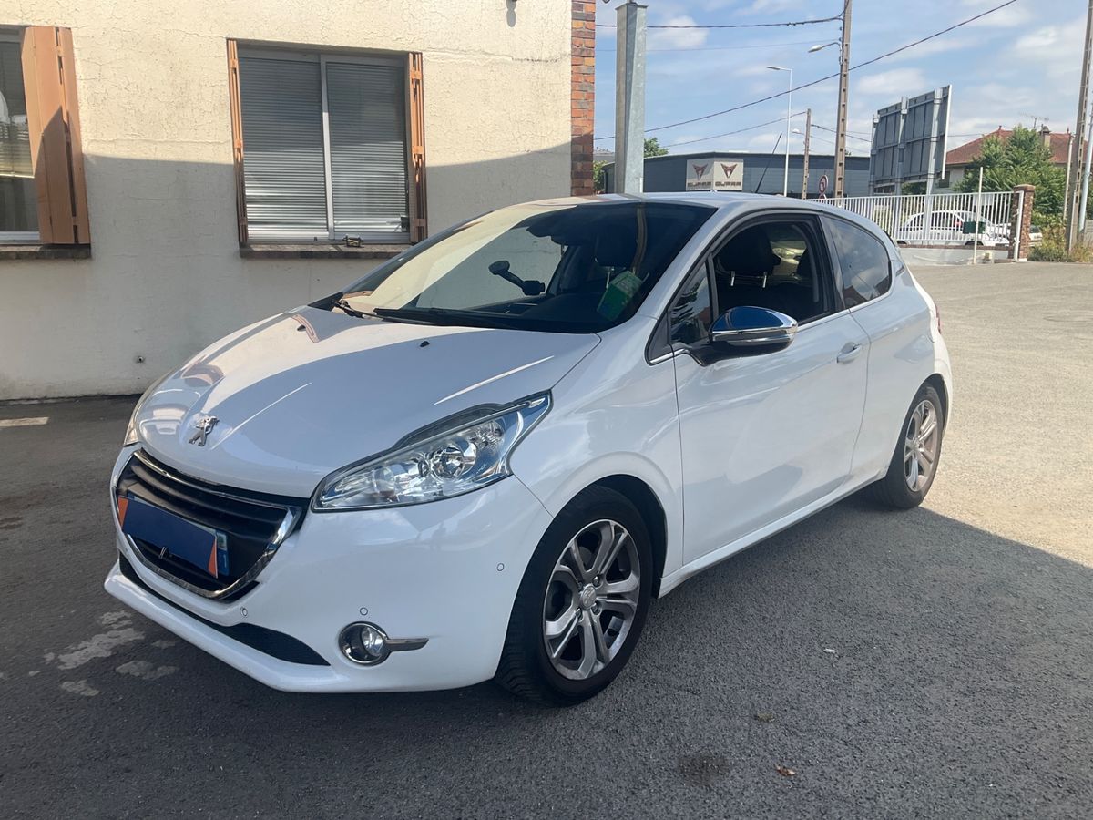 Peugeot 208 2015