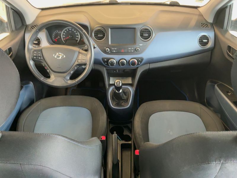 Hyundai i10 1.0 Tecno — zdjęcie 12