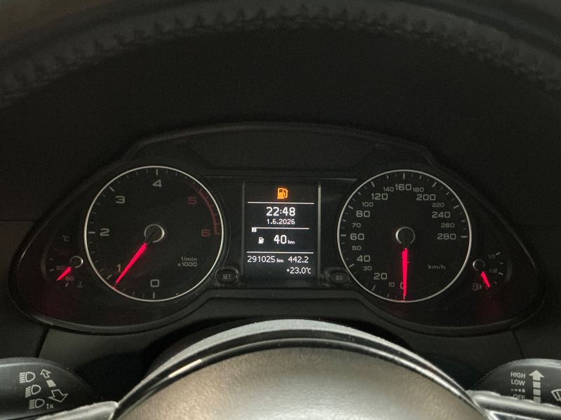 Audi Q5 2.0 TDI quattro — zdjęcie 13