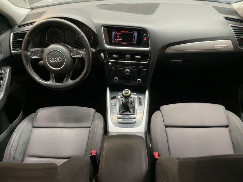 Audi Q5 2.0 TDI quattro — zdjęcie 12