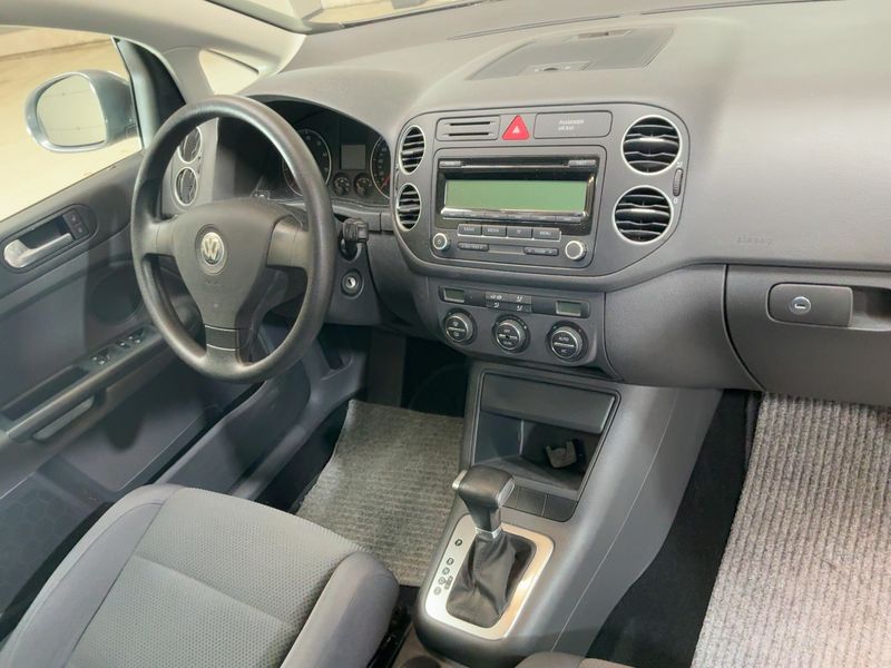 Volkswagen Golf V Plus 1.6 Comfortline 2008 – снимка 17