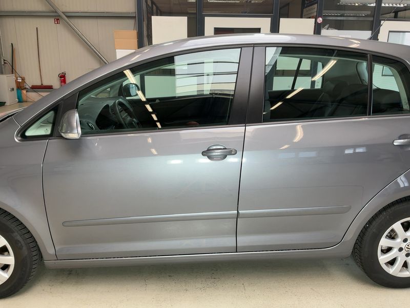 Volkswagen Golf V Plus 1.6 Comfortline 2008 – снимка 4