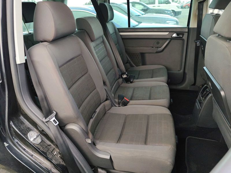 Volkswagen Touran 1.9 TDI Goal — zdjęcie 14
