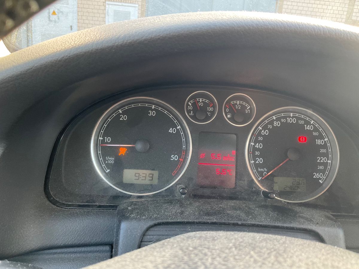 Volkswagen Passat 2004 — photo 14
