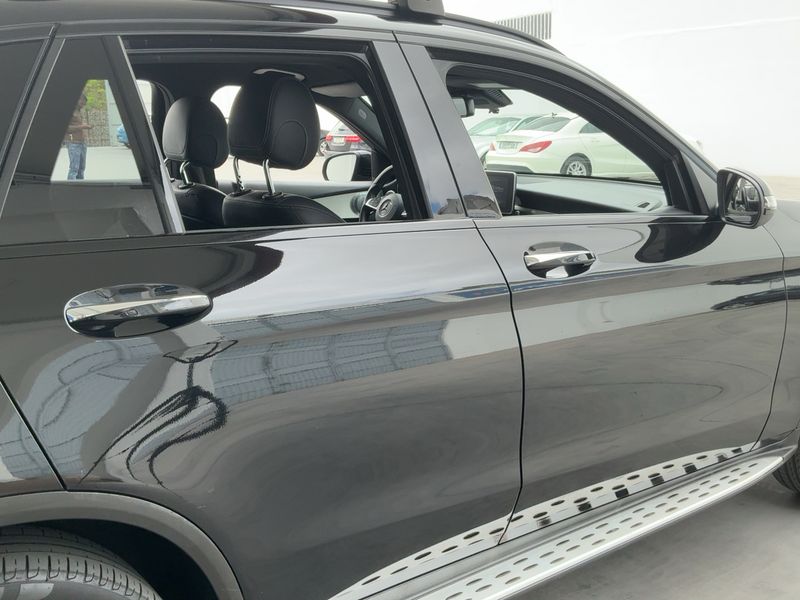 Mercedes-Benz GLC-Klasse GLC 350e 4Matic AMG Line 2018 – снимка 10