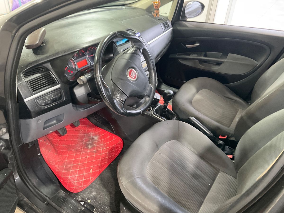 Fiat Linea 2011 — photo 4
