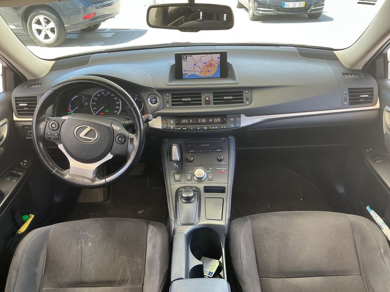 Lexus CT-Serie CT 200h Executive Line — zdjęcie 12