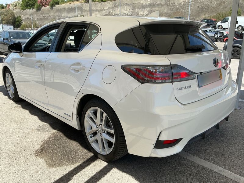 Lexus CT-Serie CT 200h Executive Line — zdjęcie 3