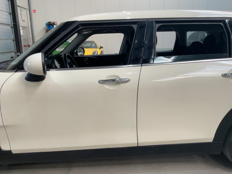 MINI Clubman Cooper — zdjęcie 4