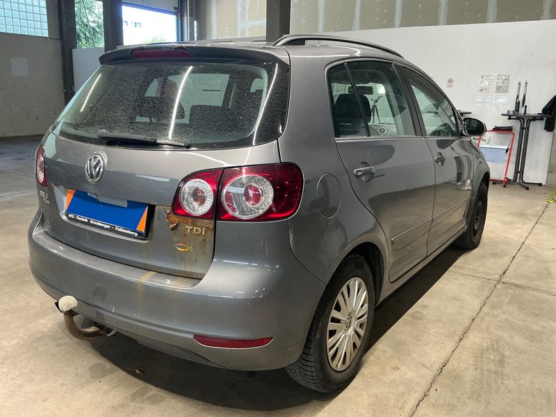 Volkswagen Golf VI Plus 2.0 TDI Trendline — zdjęcie 2
