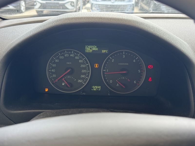 Volvo C30 1.6 D Momentum — zdjęcie 12