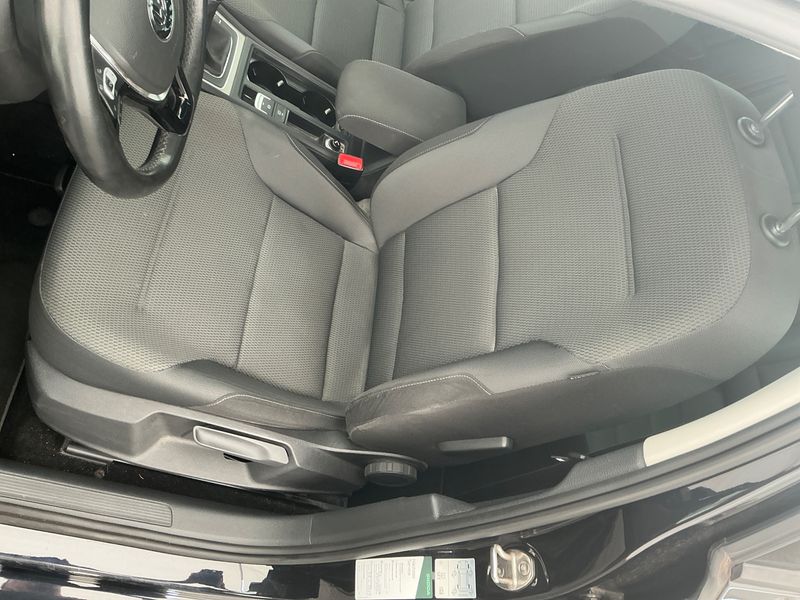 Volkswagen Golf VII 1.2 TSI Comfortline BlueMotion Tech 2014 – снимка 31