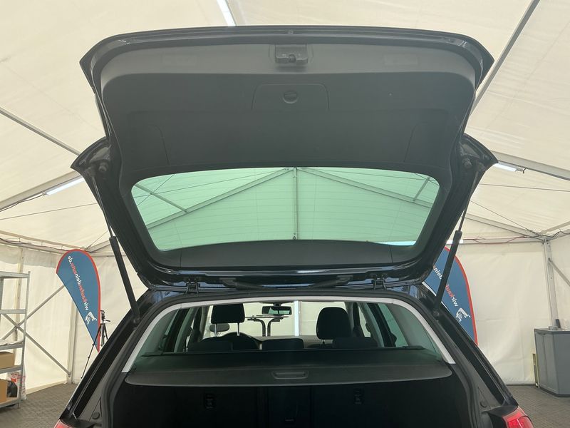 Volkswagen Golf VII 1.2 TSI Comfortline BlueMotion Tech 2014 – снимка 27