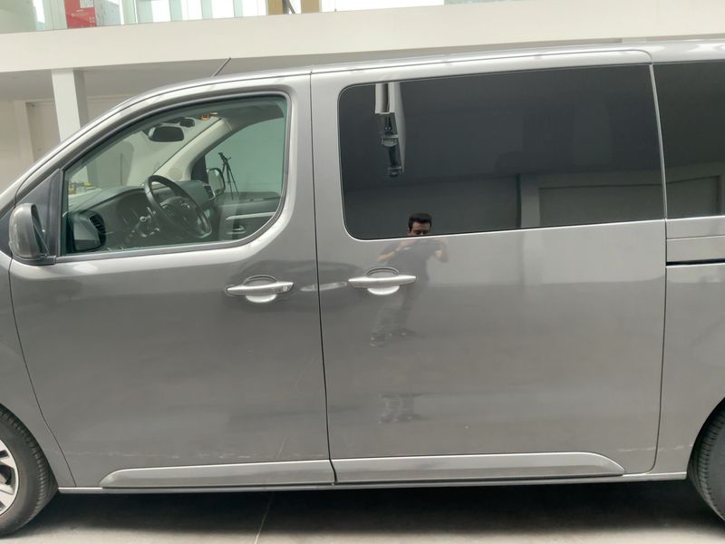 Opel Zafira Life 2.0 Diesel Edition M (L2) — zdjęcie 4