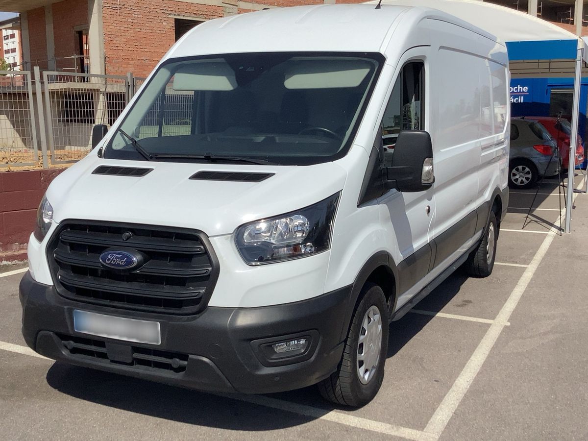 Ford Transit 2024 — photo 1