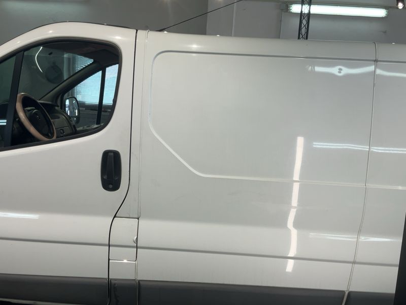 Opel Vivaro 2.0 CDTI Kasten L2H1 2,9t 2012 – снимка 4