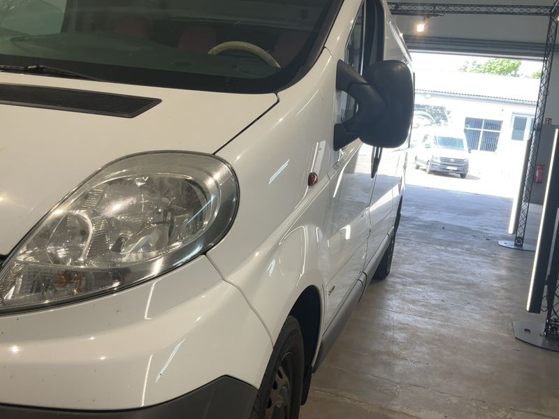Opel Vivaro 2.0 CDTI Kasten L2H1 2,9t 2012 – снимка 2