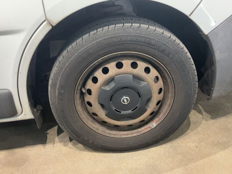 Opel Vivaro 2.0 CDTI Kasten L2H1 2,9t 2012 – снимка 11