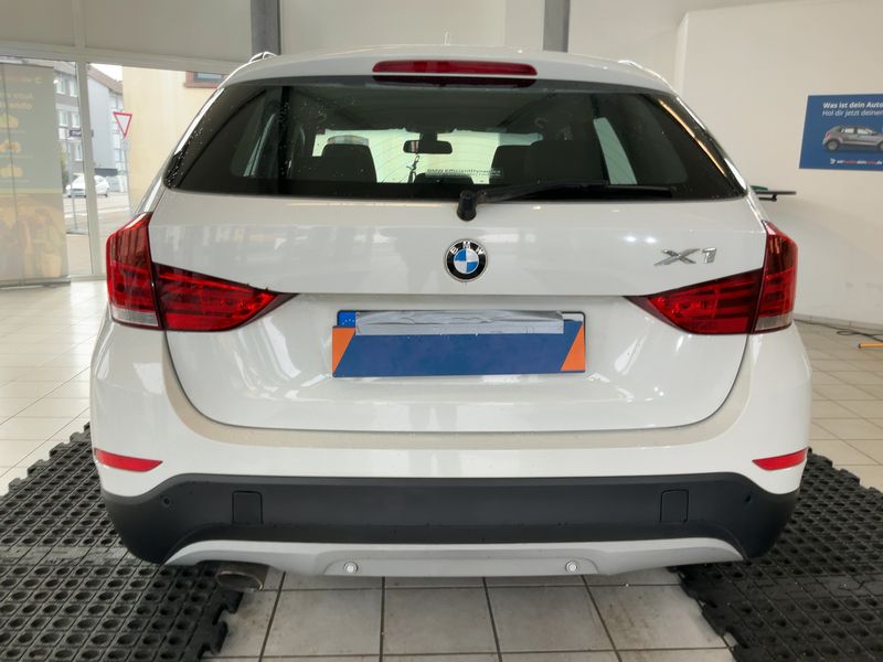 BMW X1 xDrive 18d — zdjęcie 5