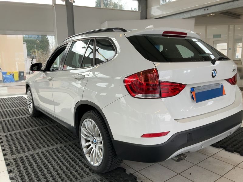 BMW X1 xDrive 18d — zdjęcie 3