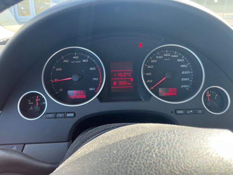 Seat Exeo 2.0 TFSI Style — zdjęcie 4