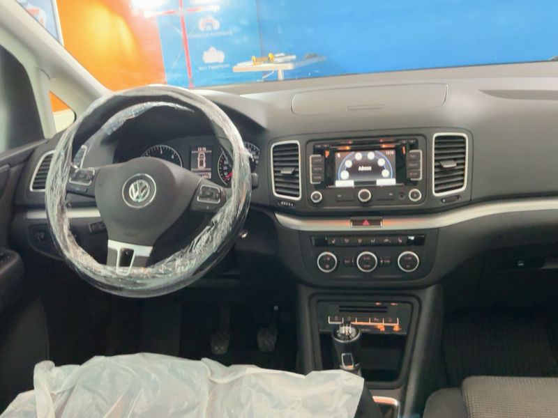 Volkswagen Sharan 2.0 TDI Karat 4Motion BlueMotion Tech — zdjęcie 12
