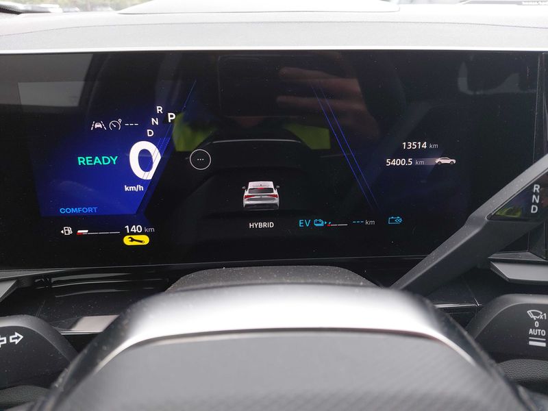Renault Rafale 1.2 E-Tech Plug-in Hybrid Atelier Alpine 4x4 — zdjęcie 12