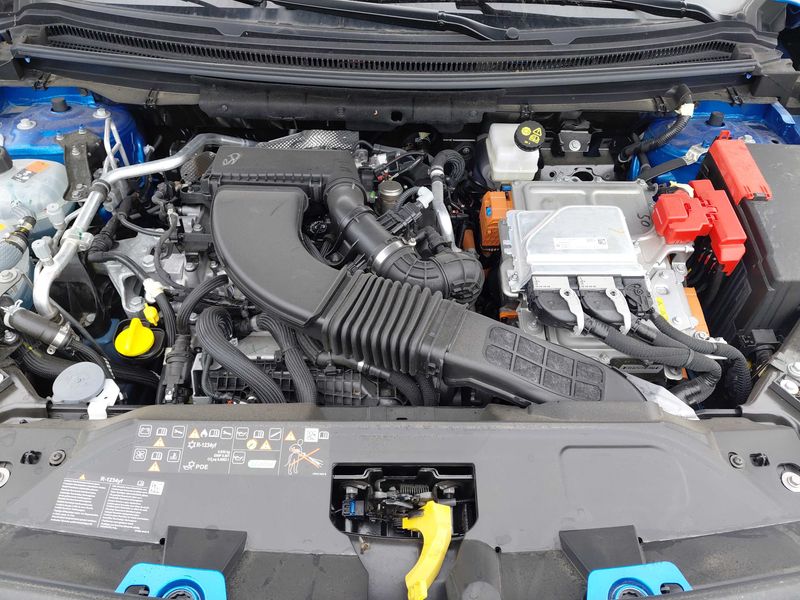 Renault Rafale 1.2 E-Tech Plug-in Hybrid Atelier Alpine 4x4 — zdjęcie 8