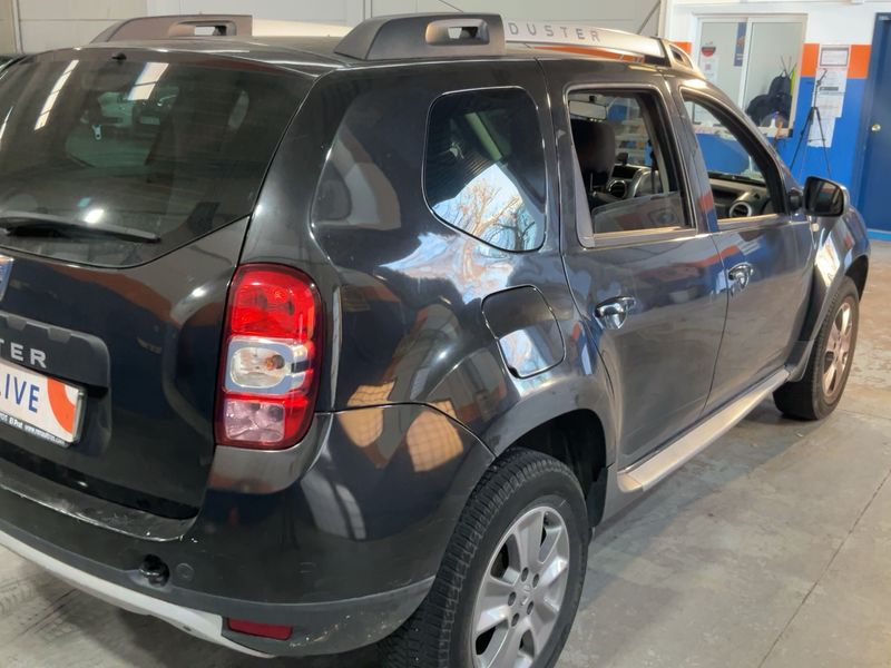 Dacia Duster 1.5 dCi Laureate 4x2 — zdjęcie 6