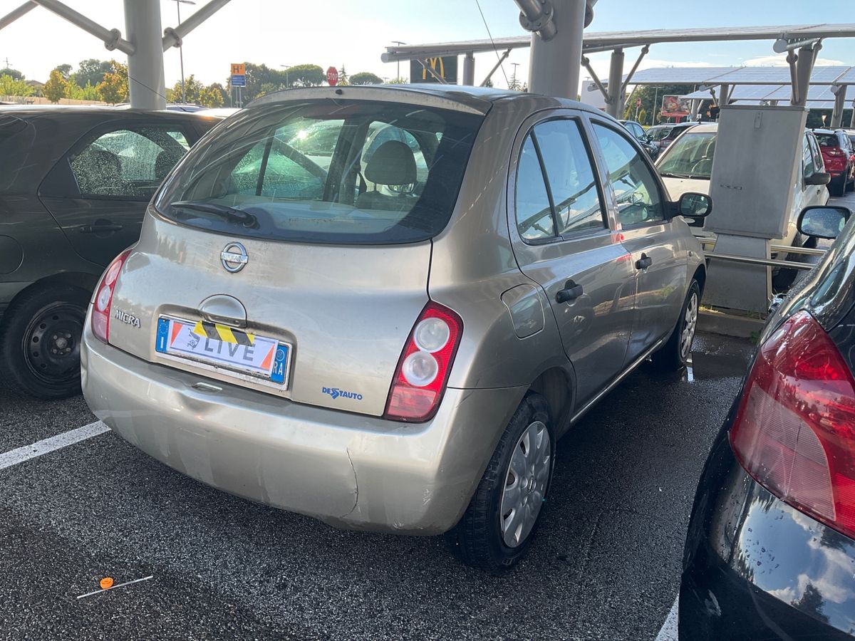 Nissan Micra 1.0 Visia
