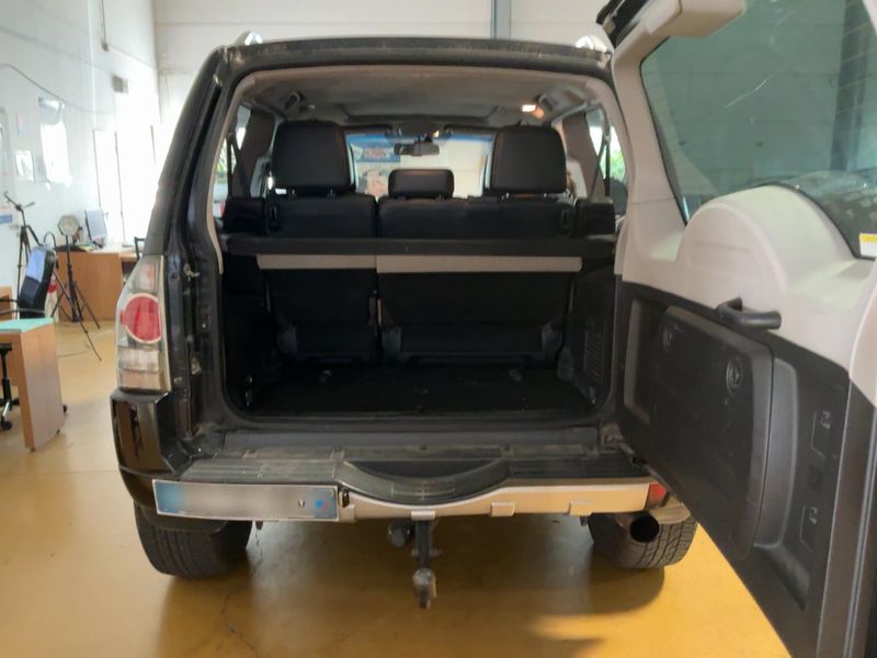 Mitsubishi Pajero 3.2 DI-D Instyle — zdjęcie 10