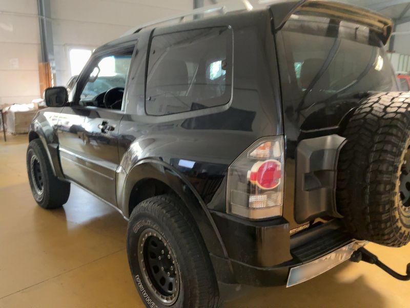 Mitsubishi Pajero 3.2 DI-D Instyle — zdjęcie 3