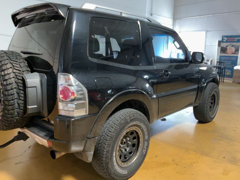 Mitsubishi Pajero 3.2 DI-D Instyle — zdjęcie 6