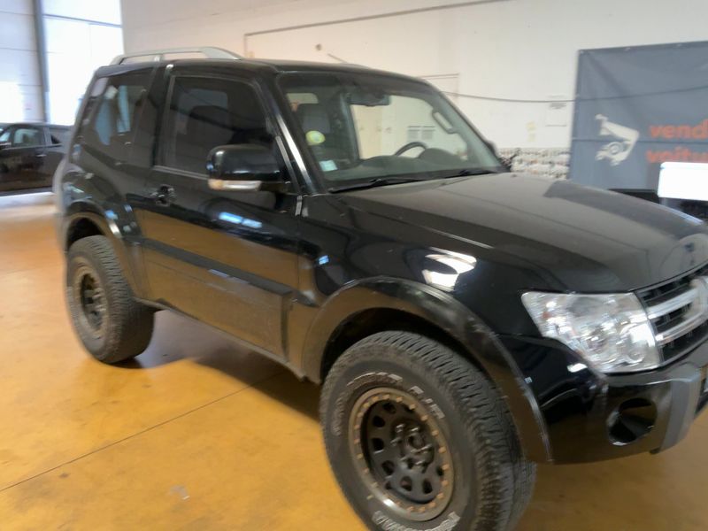 Mitsubishi Pajero 3.2 DI-D Instyle — zdjęcie 8