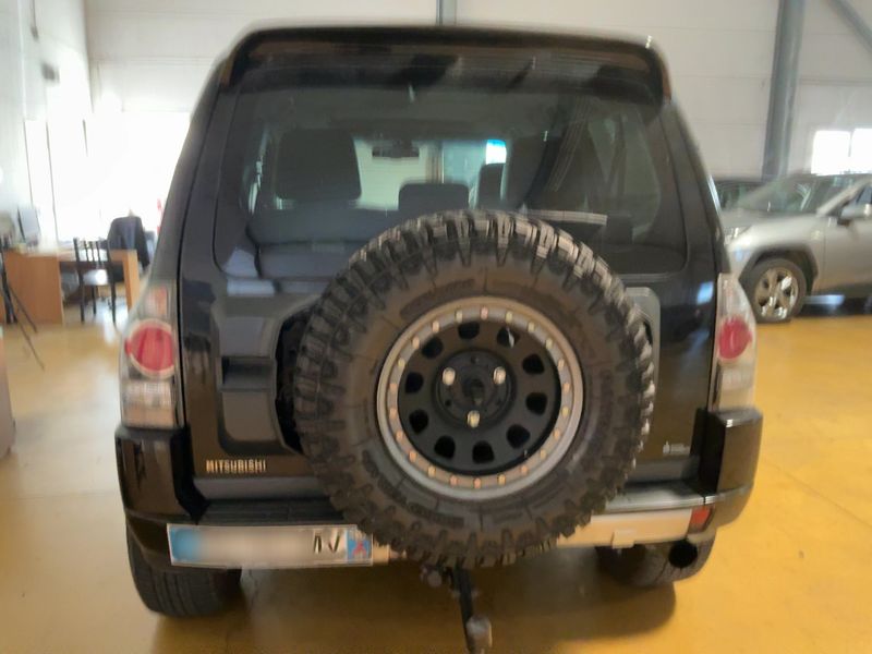 Mitsubishi Pajero 3.2 DI-D Instyle — zdjęcie 5