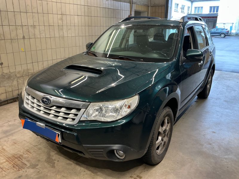 Subaru Forester 2.0 Diesel Comfort 2012 – снимка 1