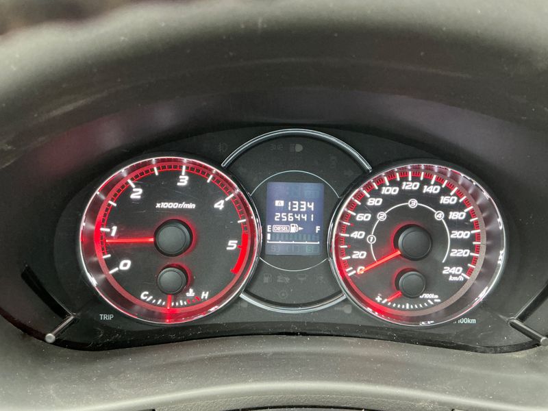 Subaru Forester 2.0 Diesel Comfort 2012 – снимка 4