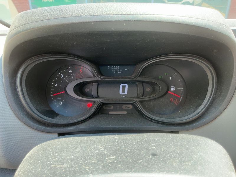 Renault Trafic 1.6 dCi Energy L1H2 2,9t — zdjęcie 13