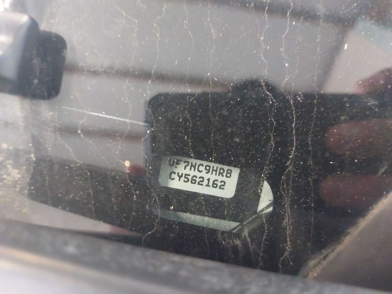 Citroen C4 1.6 e-HDi Confort — zdjęcie 16